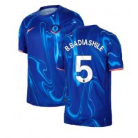 Maglia Calcio Chelsea Benoit Badiashile #5 Prima Divisa 2024-25 Manica Corta